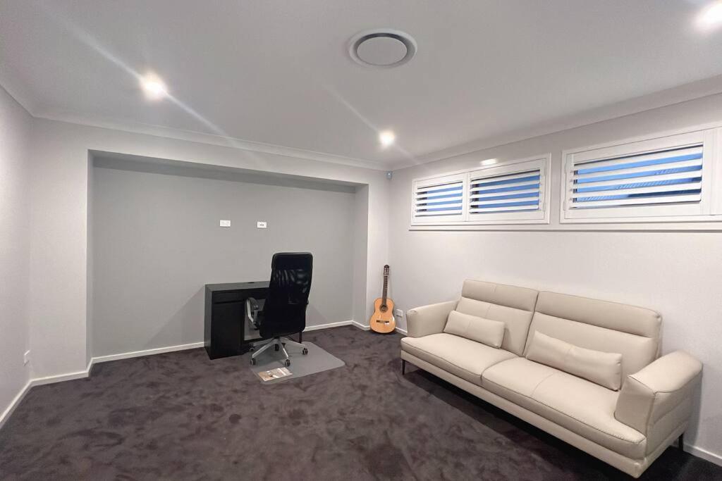 7 Aurora Ave * Dunmore