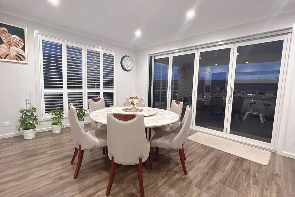 7 Aurora Ave * Dunmore